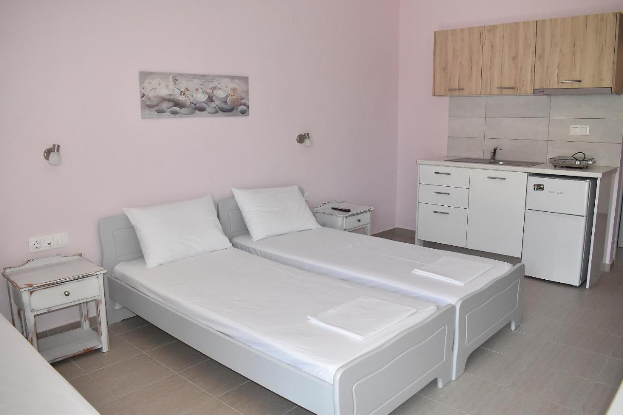 Giorgos-Fenia Apartments Paralía Zewnętrze zdjęcie