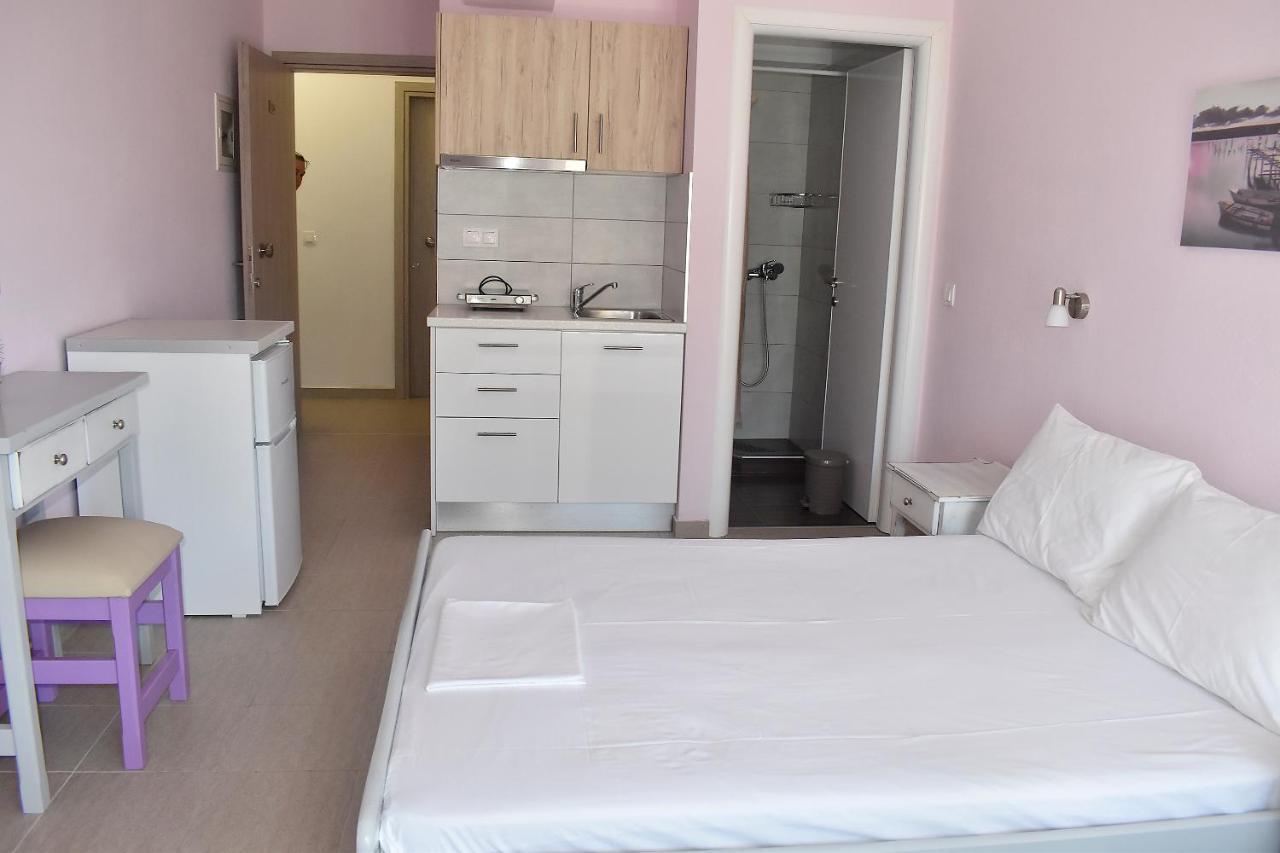 Giorgos-Fenia Apartments Paralía Zewnętrze zdjęcie