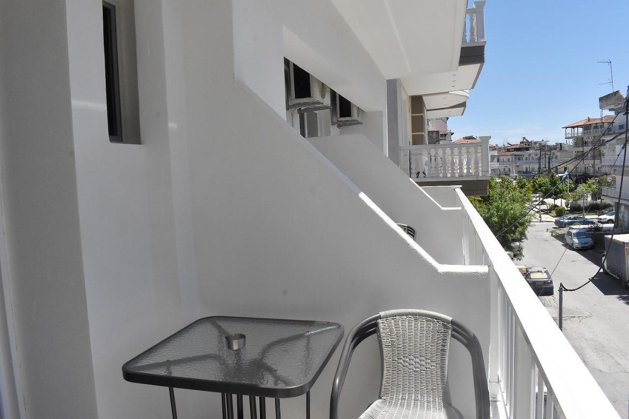 Giorgos-Fenia Apartments Paralía Zewnętrze zdjęcie